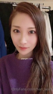 微电影潜规则出门不穿内衣的模特，人瘦胸挺，可遇不可求【简 介内有约炮渠道】